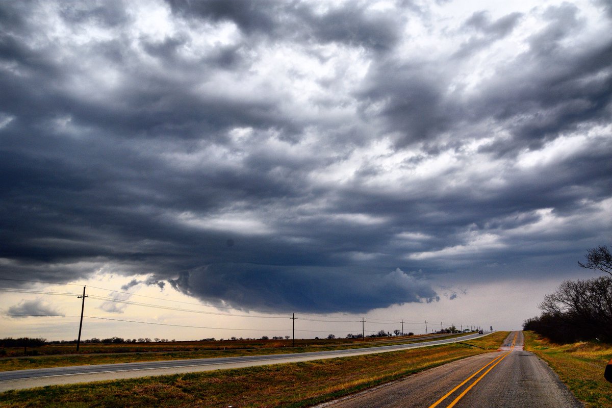 Storms with hail, damaging winds, tornadoes possible this week - Vimarsana News