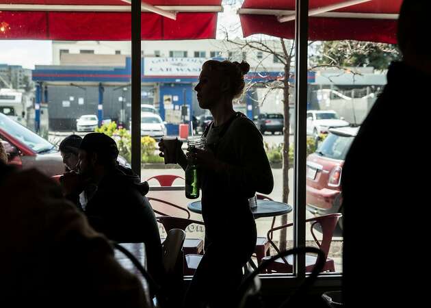 How one Oakland restaurant is fighting customer harassment