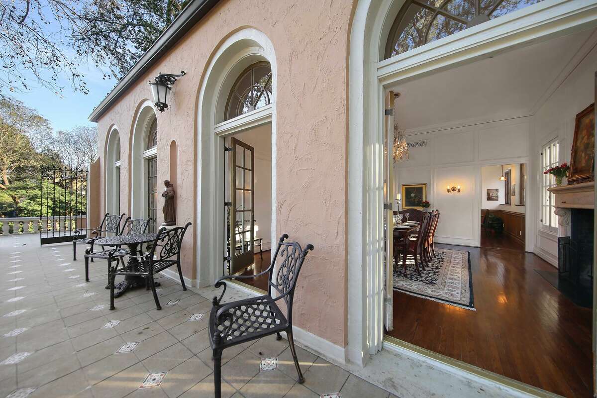 Monte Vista mansion once used by Emeril Lagasse in 'Top Chef Texas