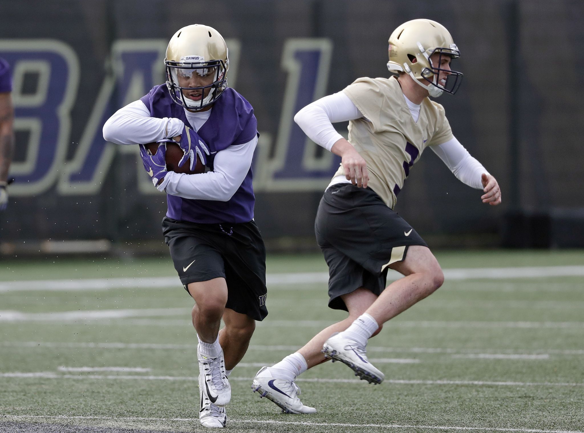 Myles Gaskin goes out in style  UW Magazine — University of