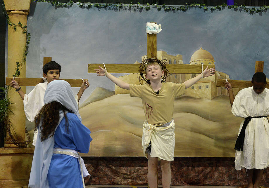 Photos St. Anthony's passion play Beaumont Enterprise