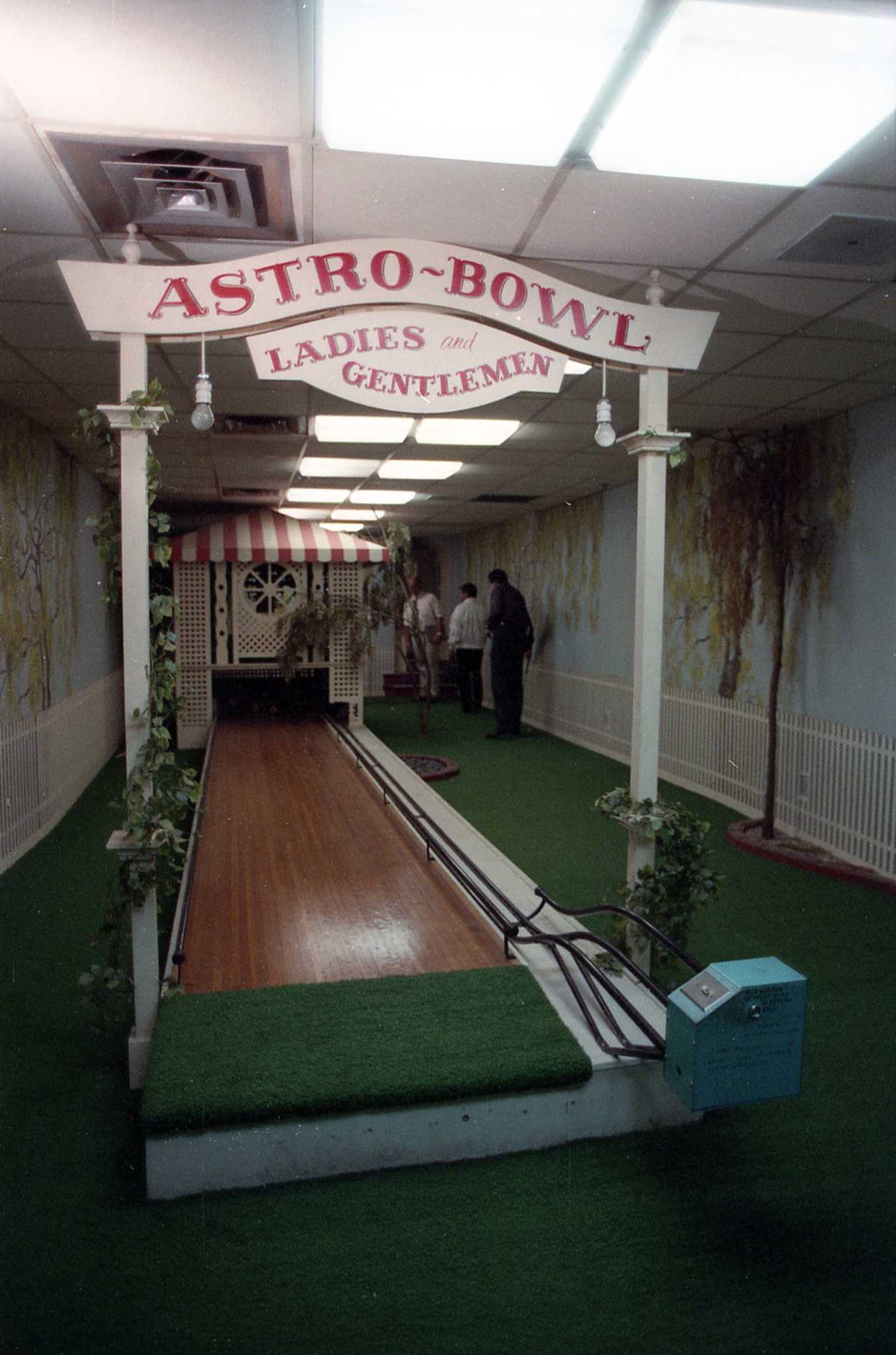 Remembering the old 'exploding scoreboard' at the Astrodome