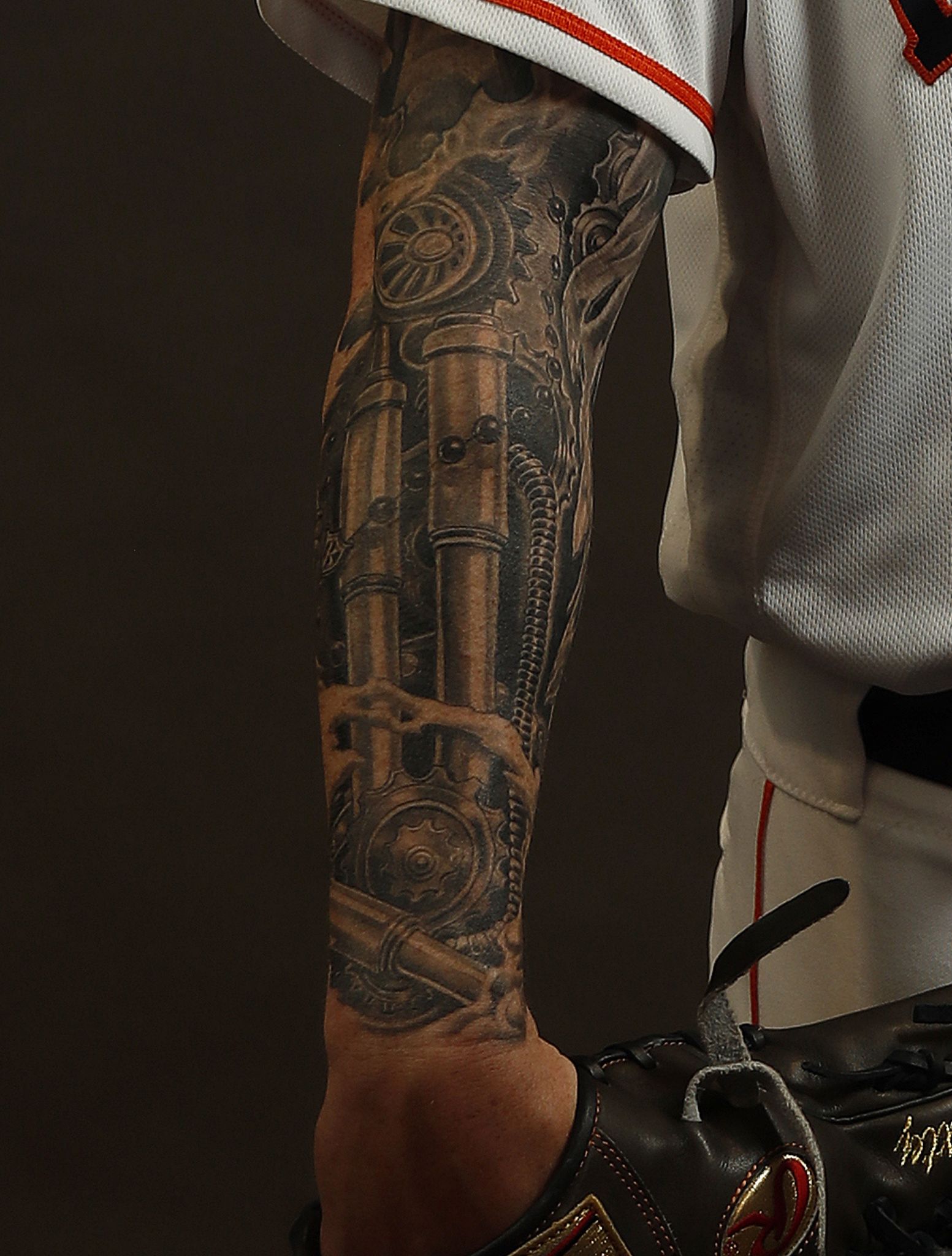 There is now photo evidence of the tattoo Carlos Correa was