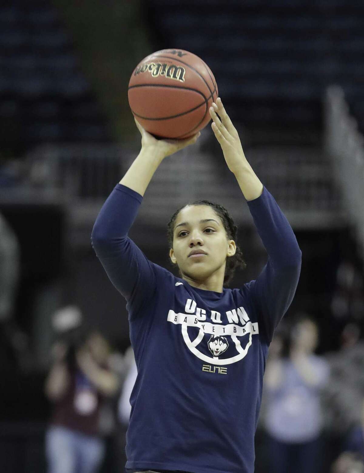 Positionless basketball on display when rivals UConn, Notre Dame meet ...