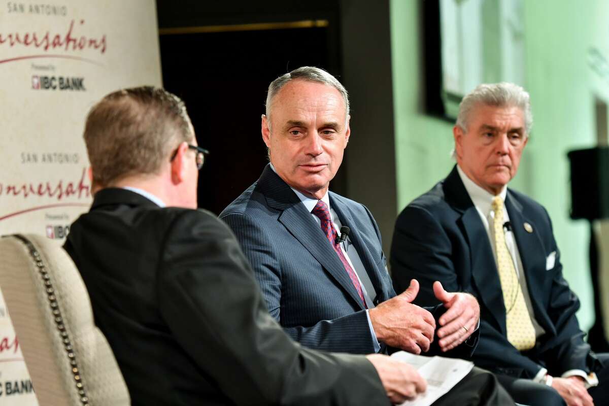 Major League Baseball Commissioner Rob Manfred spoke at IBC’s “SA Conversations” series at the Witte Museum on March 27.