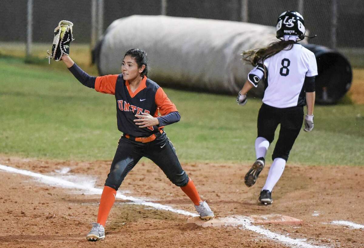 United’s Kiara Ramos had two hits and two runs as the Lady Longhorns won 10-3 at the SAC on Thursday night against United South.