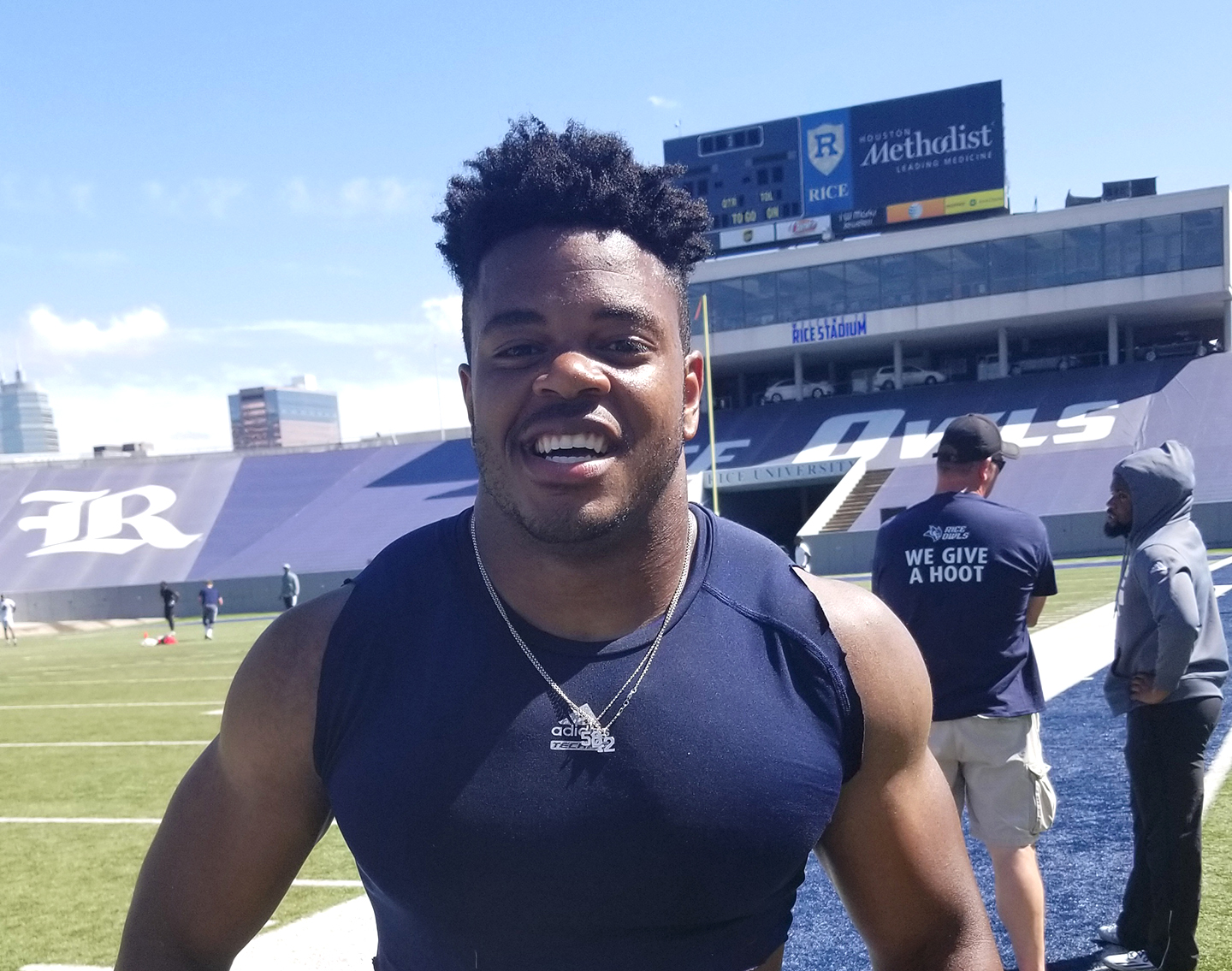 Rice LB Emmanuel Ellerbee has 42-inch vertical leap, to work out