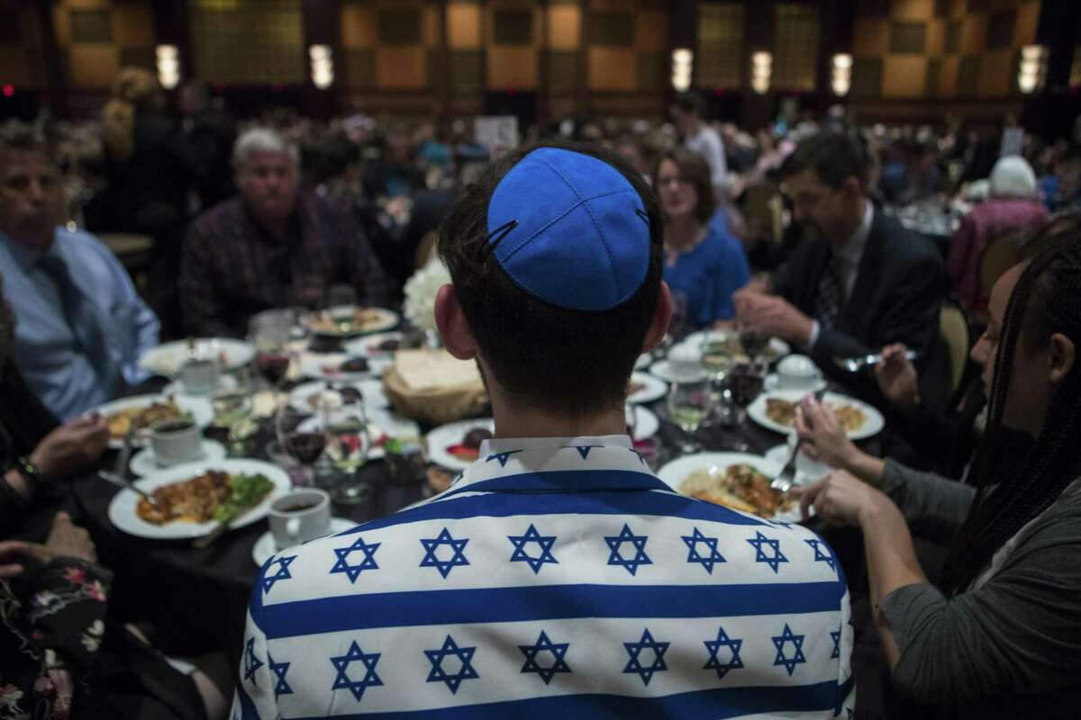 Nearly 1,400 Christians, Messianic Jews attend Passover celebration