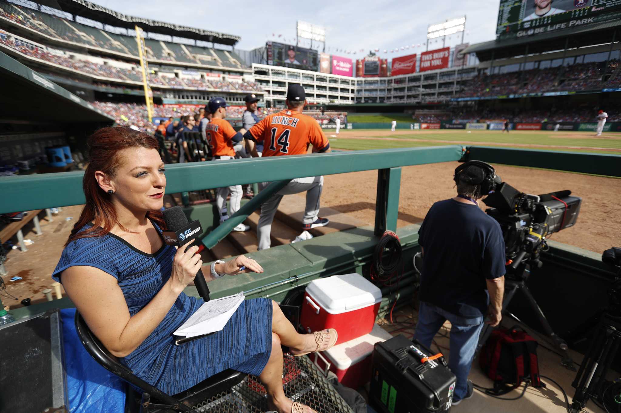 Kelsey Wingert - Fox Sports Sideline Reporter (2016-2019)