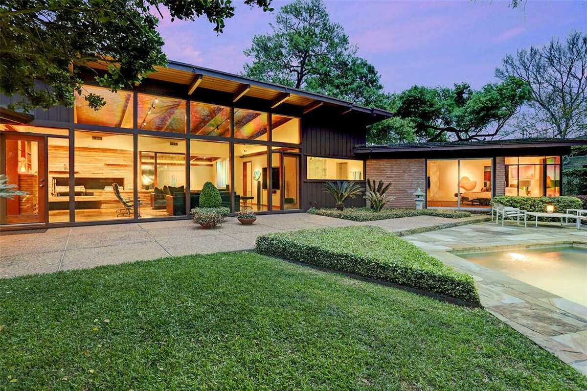 Houston home designed by famed architect in Braeswood Place on market ...