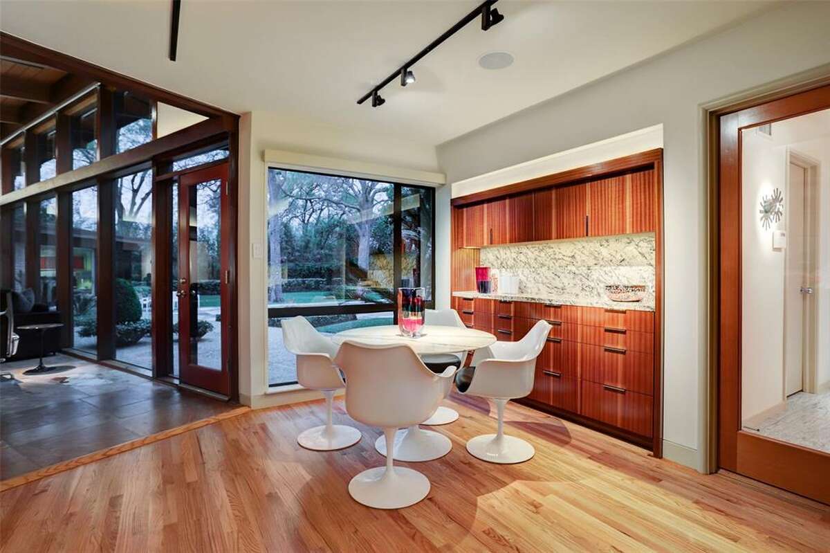 Houston home designed by famed architect in Braeswood Place on market