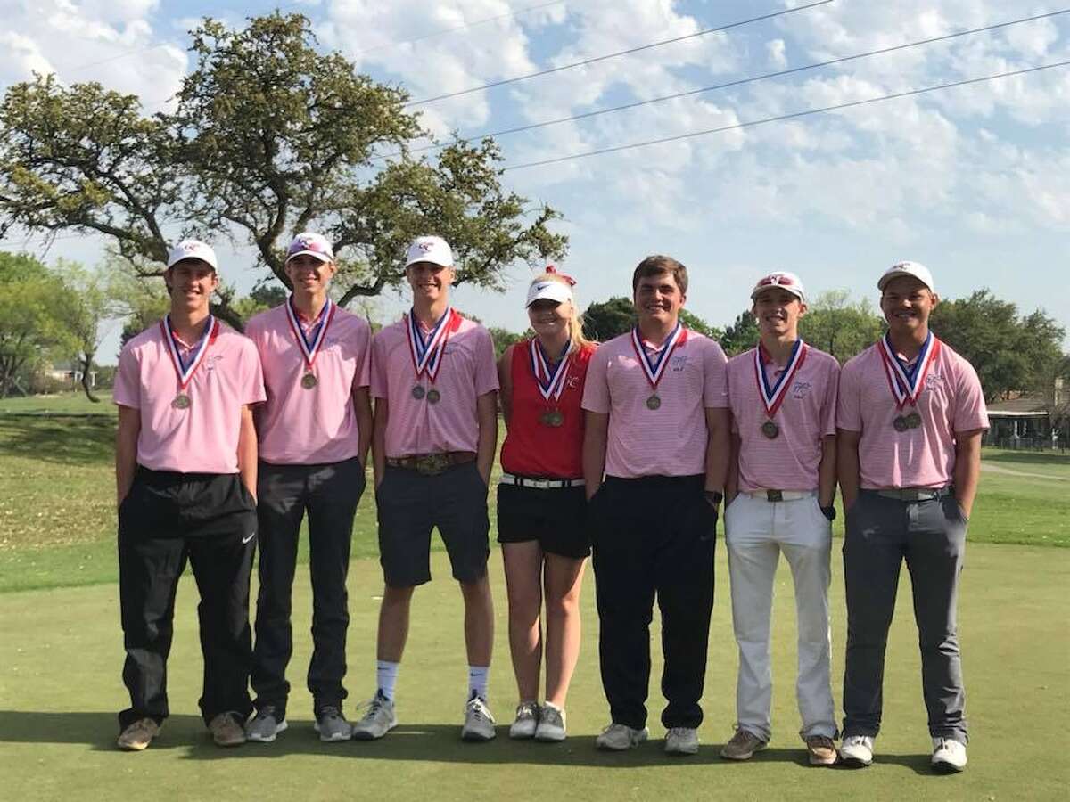 The Garden City golf team's Region II-A qualifiers pose following the District 14-A Tournament, April 2 in San Angelo. Courtesy photo.