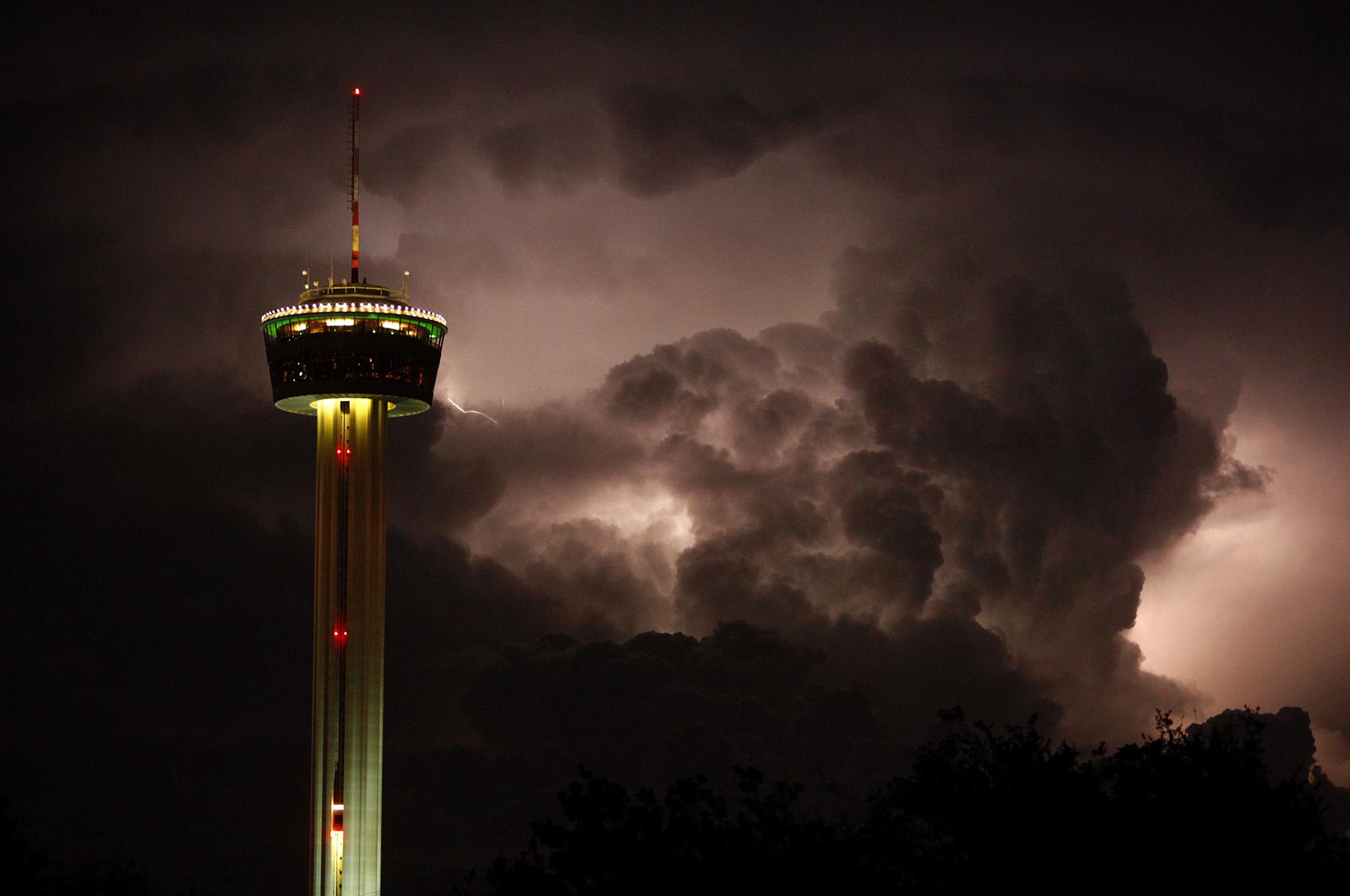Cold front brings large hail threat to San Antonio within hours