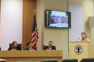 Town Council expected to impose no further education budget cuts - Photo