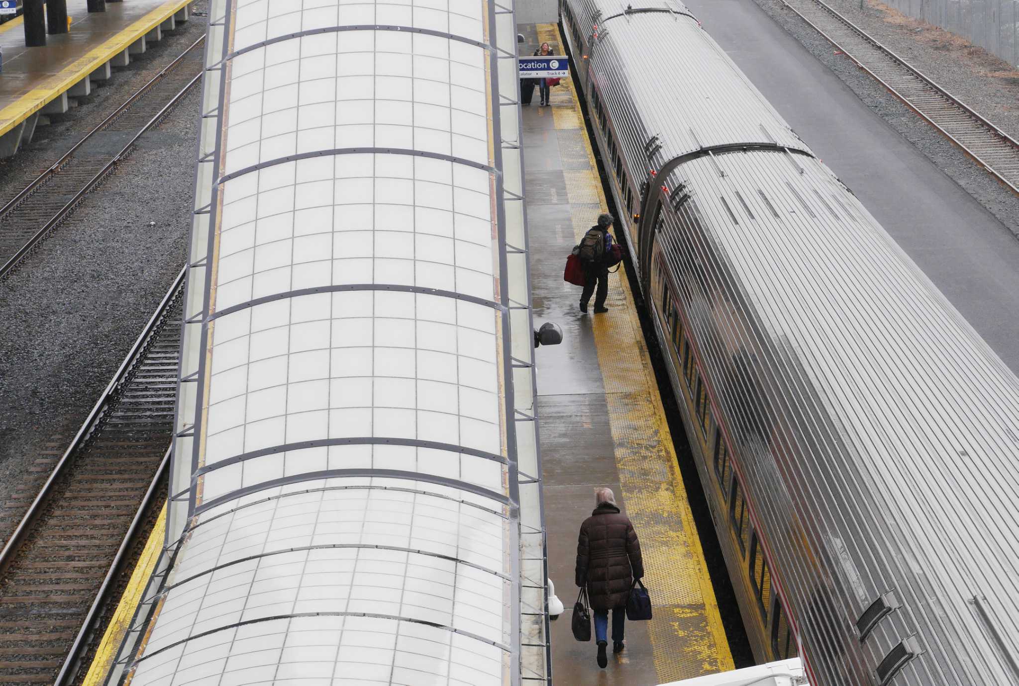Metro-North says it will meet rail safety deadlines