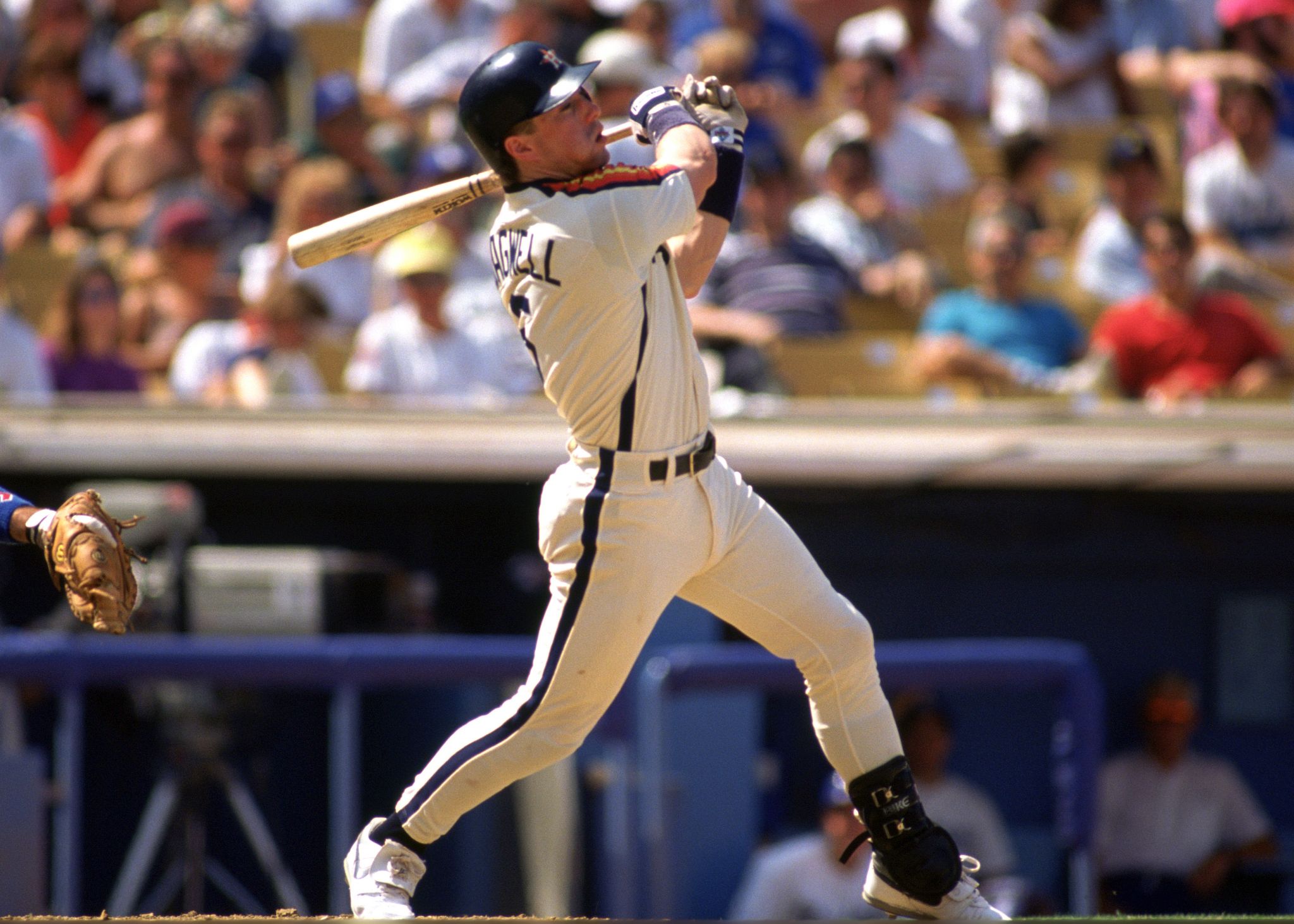 Astros icons Craig Biggio, Jeff Bagwell team up for first pitch
