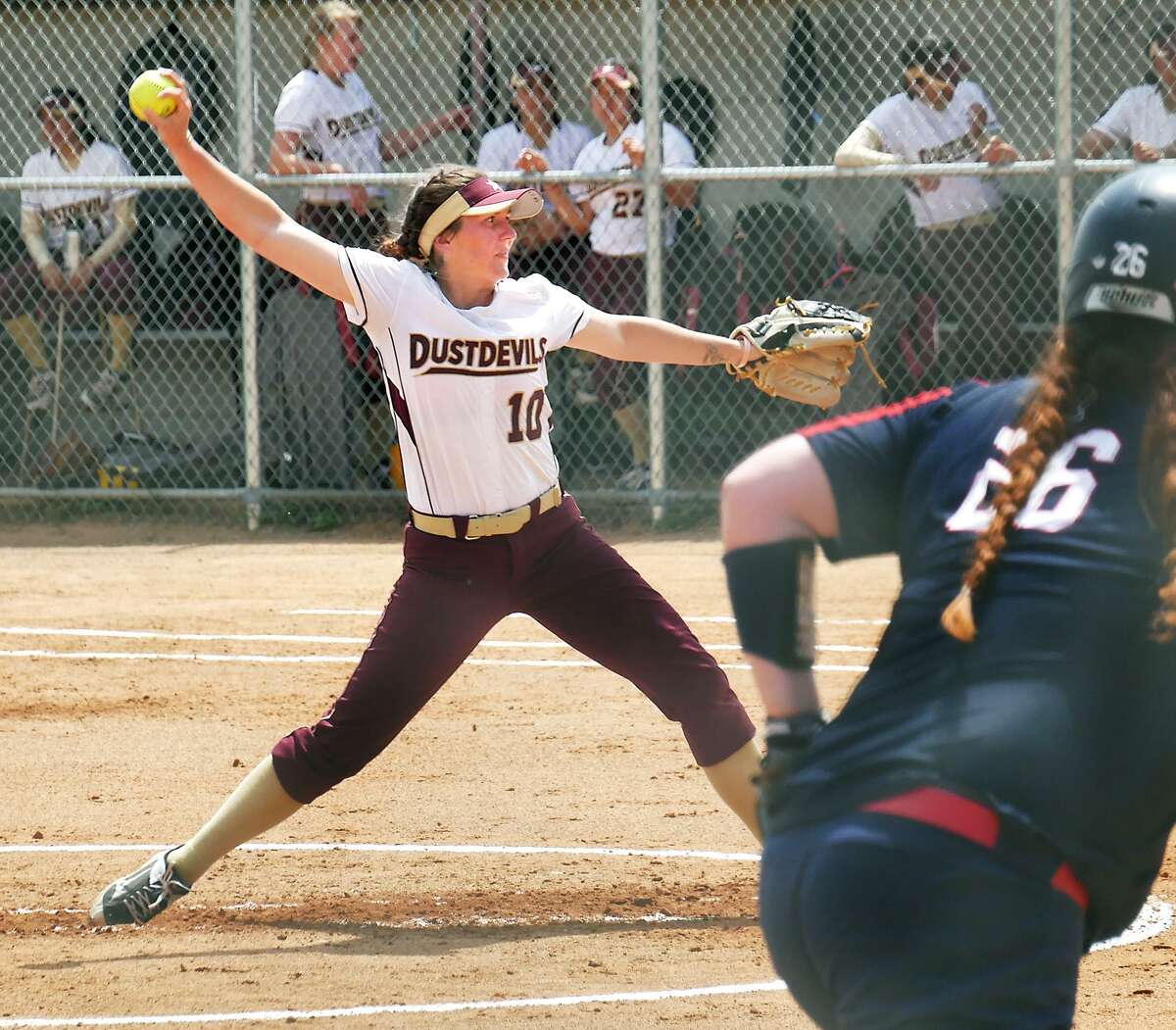 TAMIU (21-28) will kick off its doubleheader with the No. 9 Rambelles on Monday at 12 p.m.