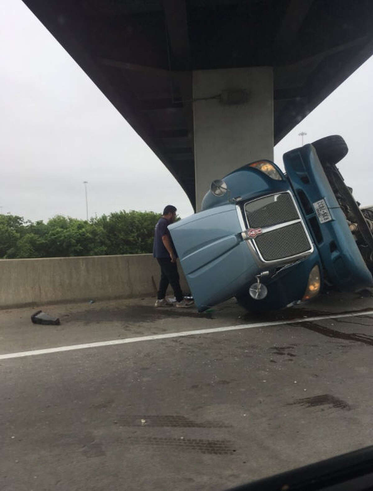 Accident On 610 South Today - 7o54okb