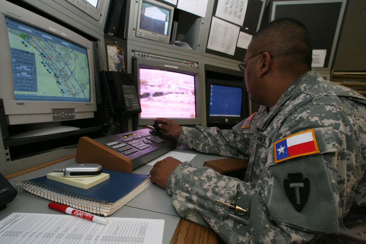 In drafting border plan, Trump uses road map drawn by Bush and Obama