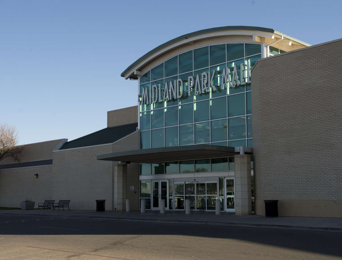 Dallas Cowboys Pro Shop at Midland Park Mall - A Shopping Center in  Midland, TX - A Simon Property