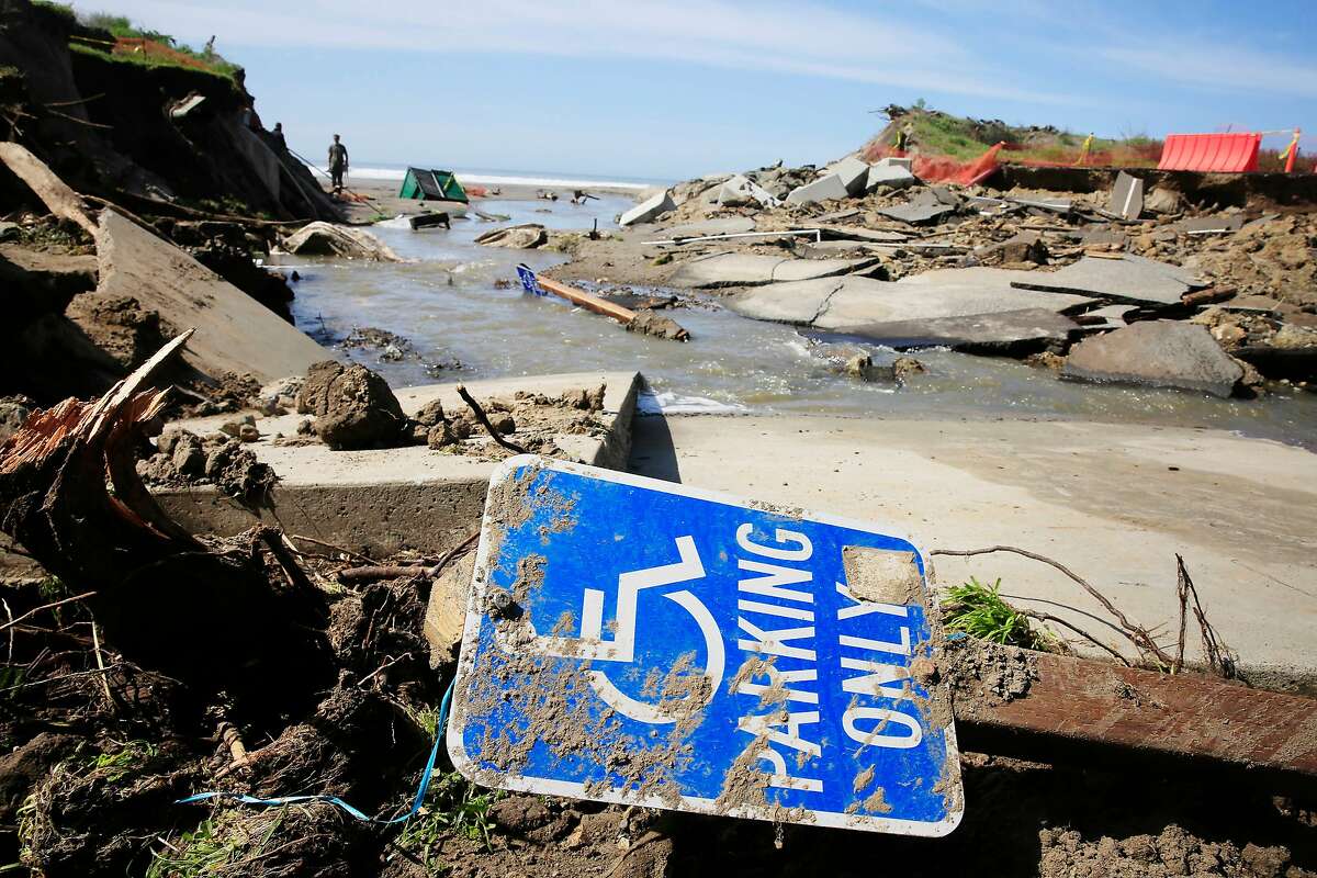 Stinson Beach parking lot still crumbling after storm and fix is