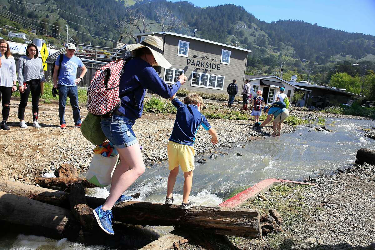 Stinson Beach parking lot still crumbling after storm — and fix is
