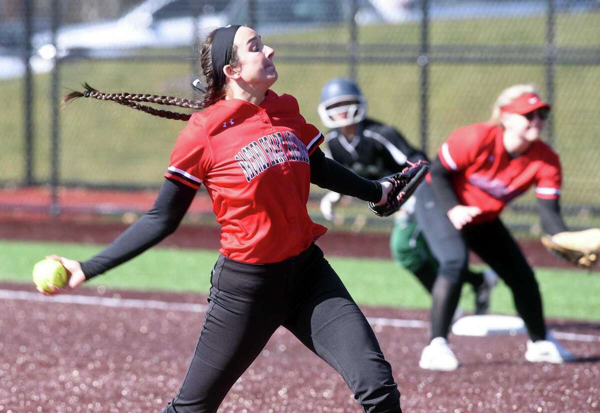 Softball This time, King, Guilford put Sacred Heart Academy away