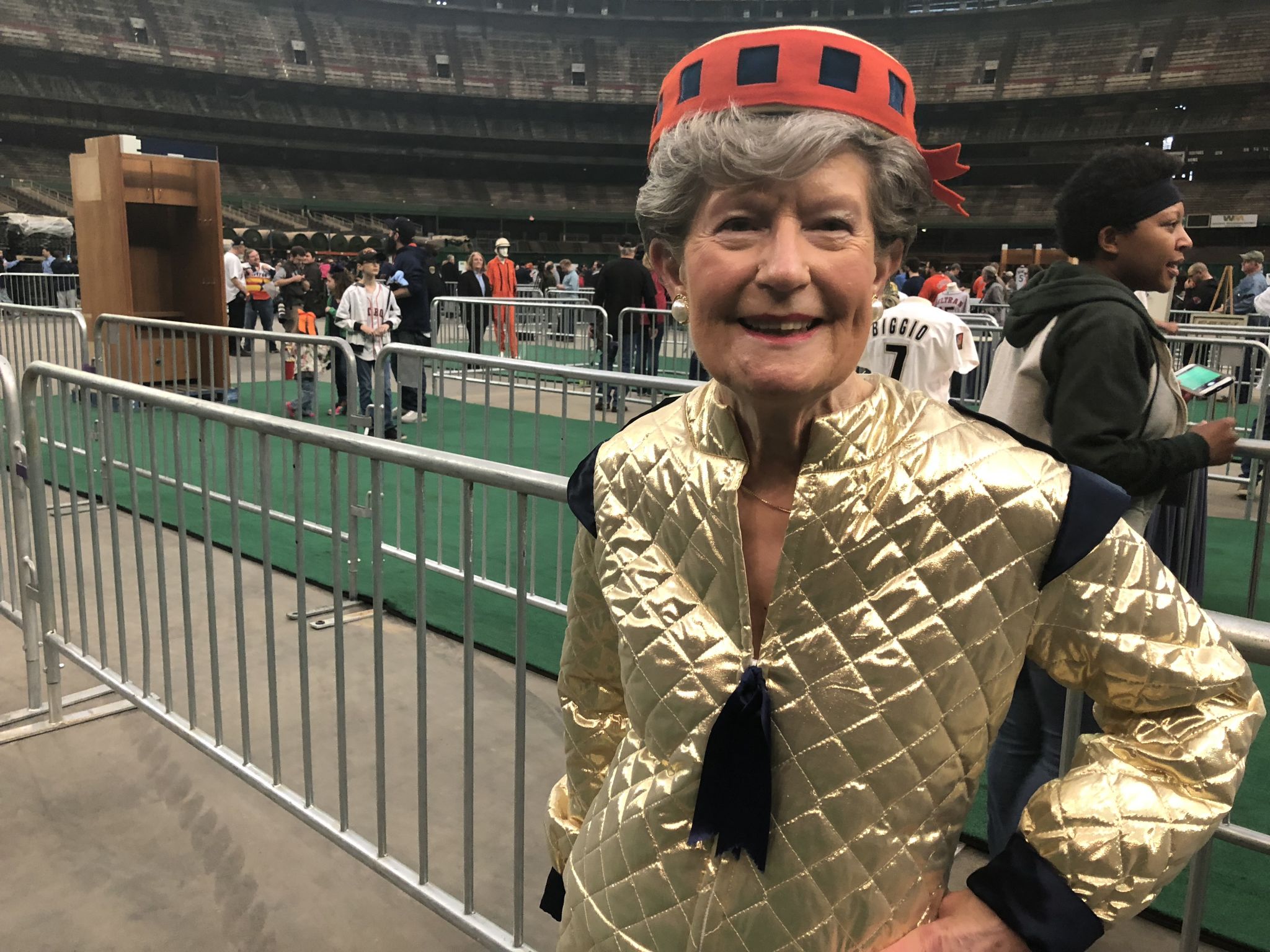 Houstonians flock to the Astrodome for one last look inside before