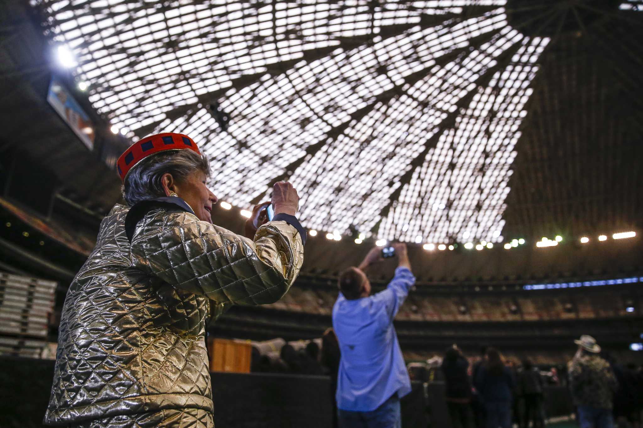 Houstonians flock to the Astrodome for one last look inside before