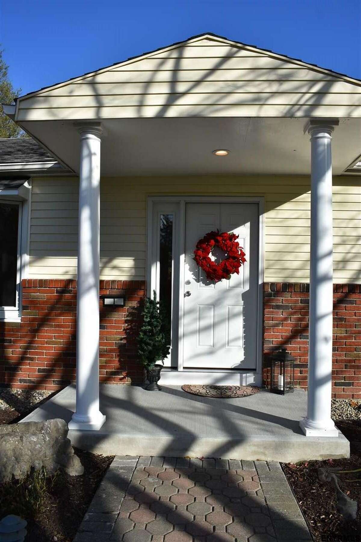 Country Knolls ranked best place to buy a house in NYS