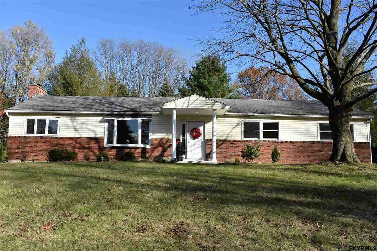 Country Knolls ranked best place to buy a house in NYS