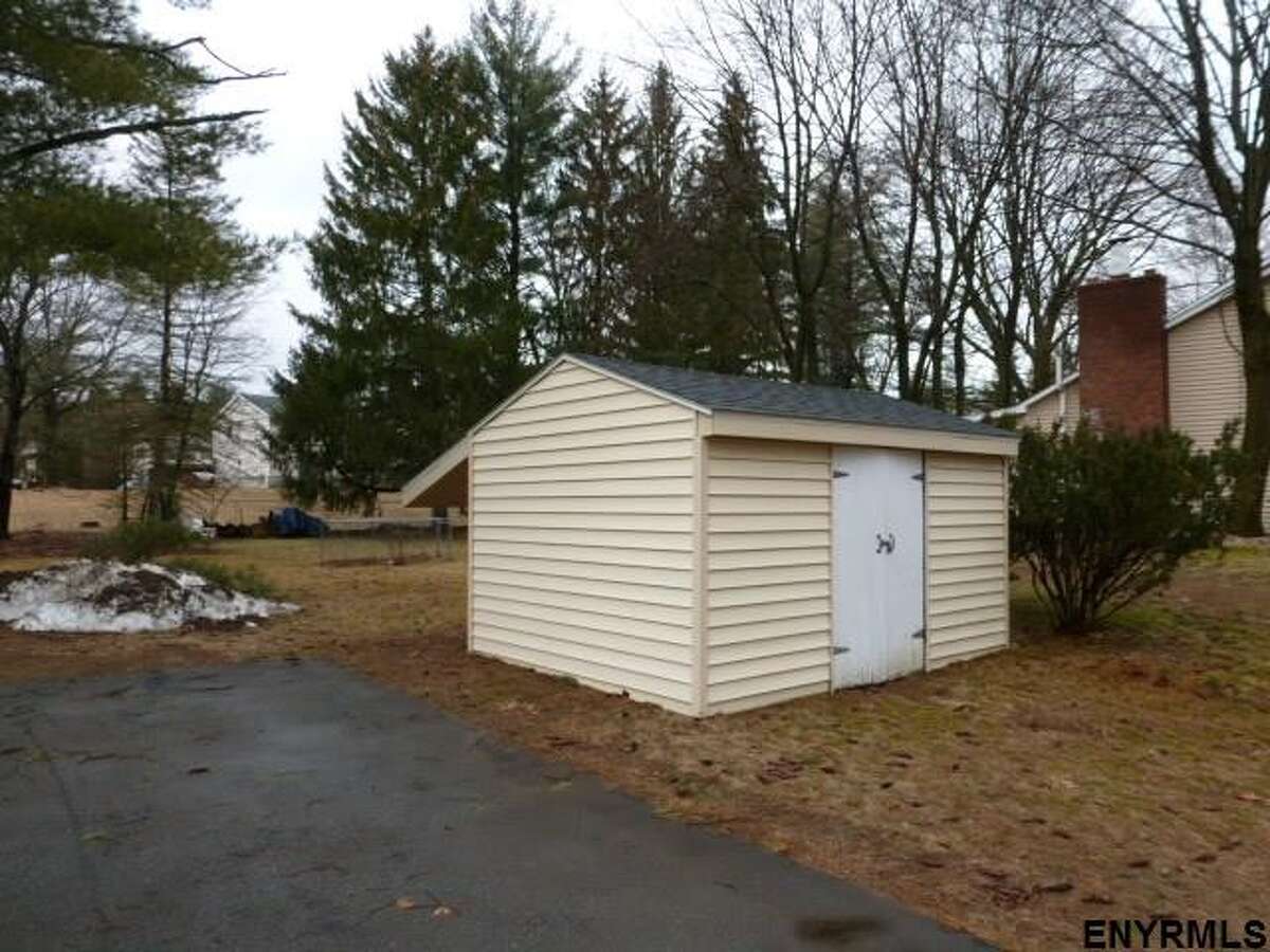 Country Knolls ranked best place to buy a house in NYS