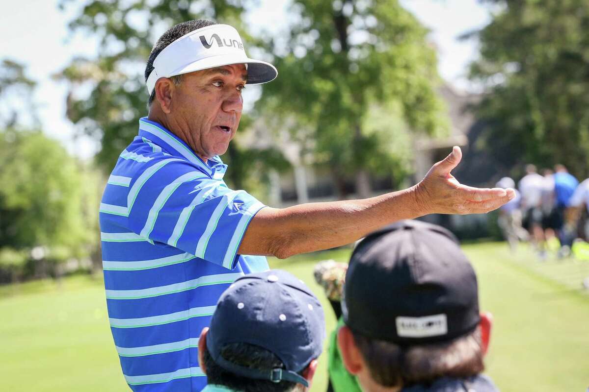 Esteban Toledo, a former Insperity Invitational champion, leads a golf clinic on Tuesday, April 10, 2018, at The Woodlands Country Club Tournament Course. (Michael Minasi / Houston Chronicle)