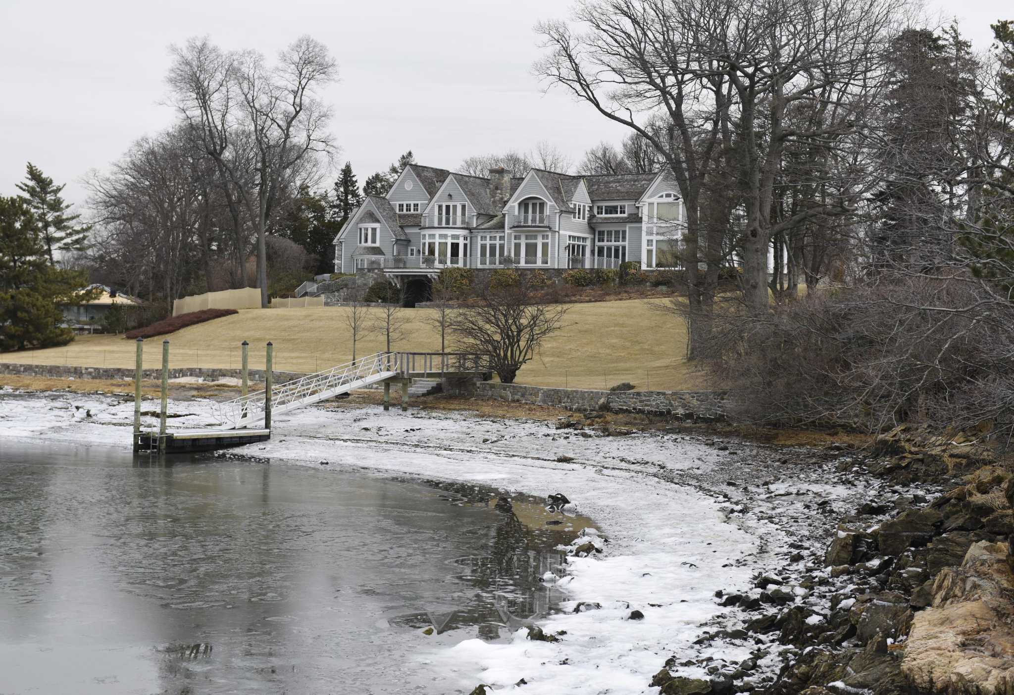 Report Riverside leads Connecticut in household