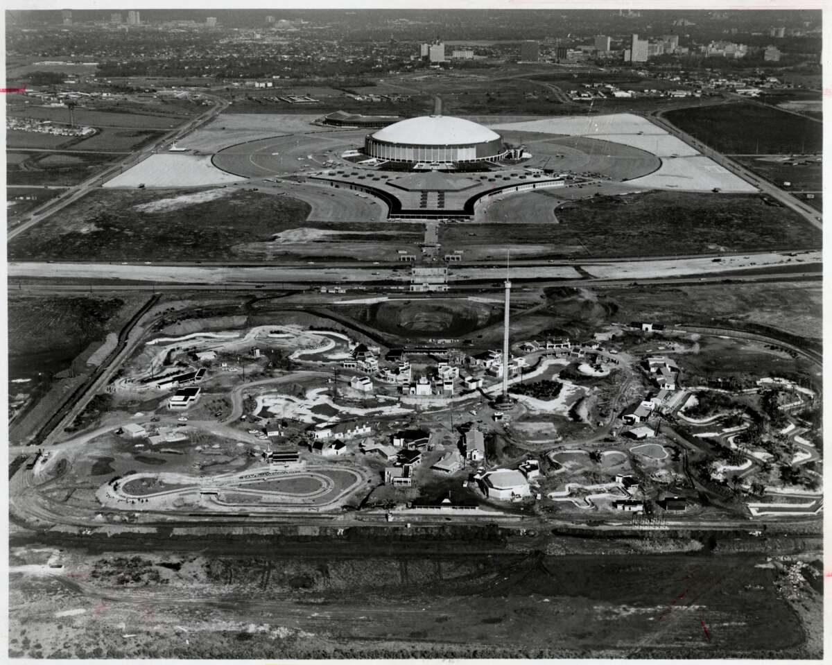 AstroWorld opened on June 1, 1968 south of Loop 610. (Photo: January 1968)