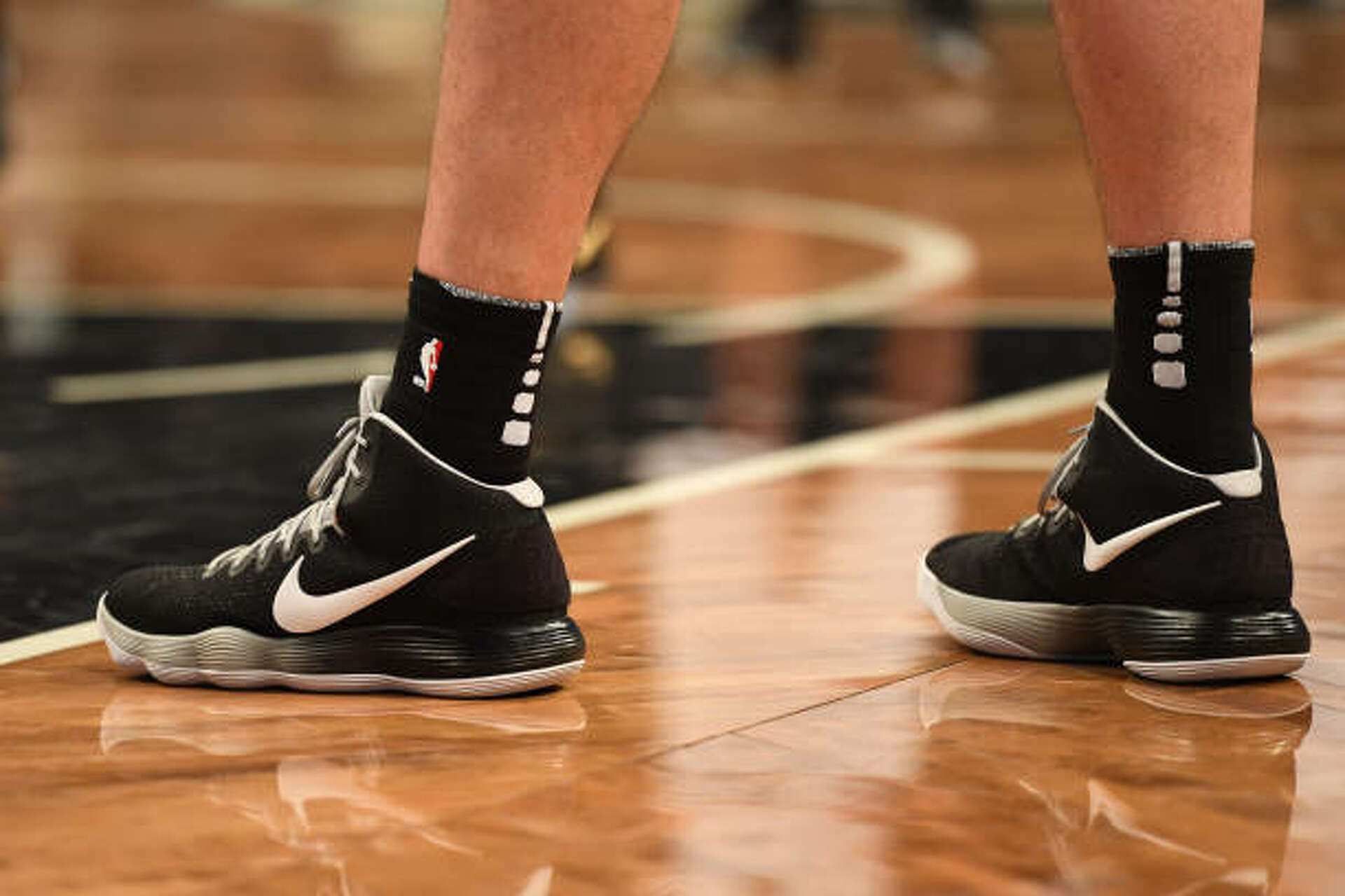 demar derozan fiesta shoes