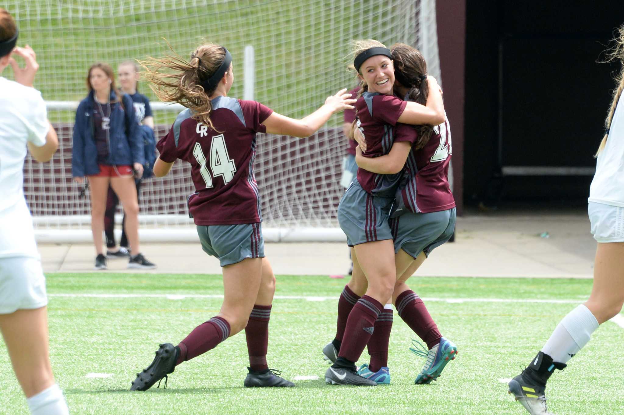 Cinco Ranch advances to sixth straight regional final