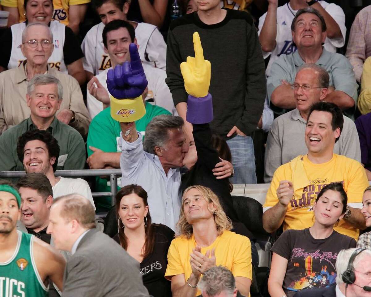 Lakers edge Celtics in Game 7, win 16th title