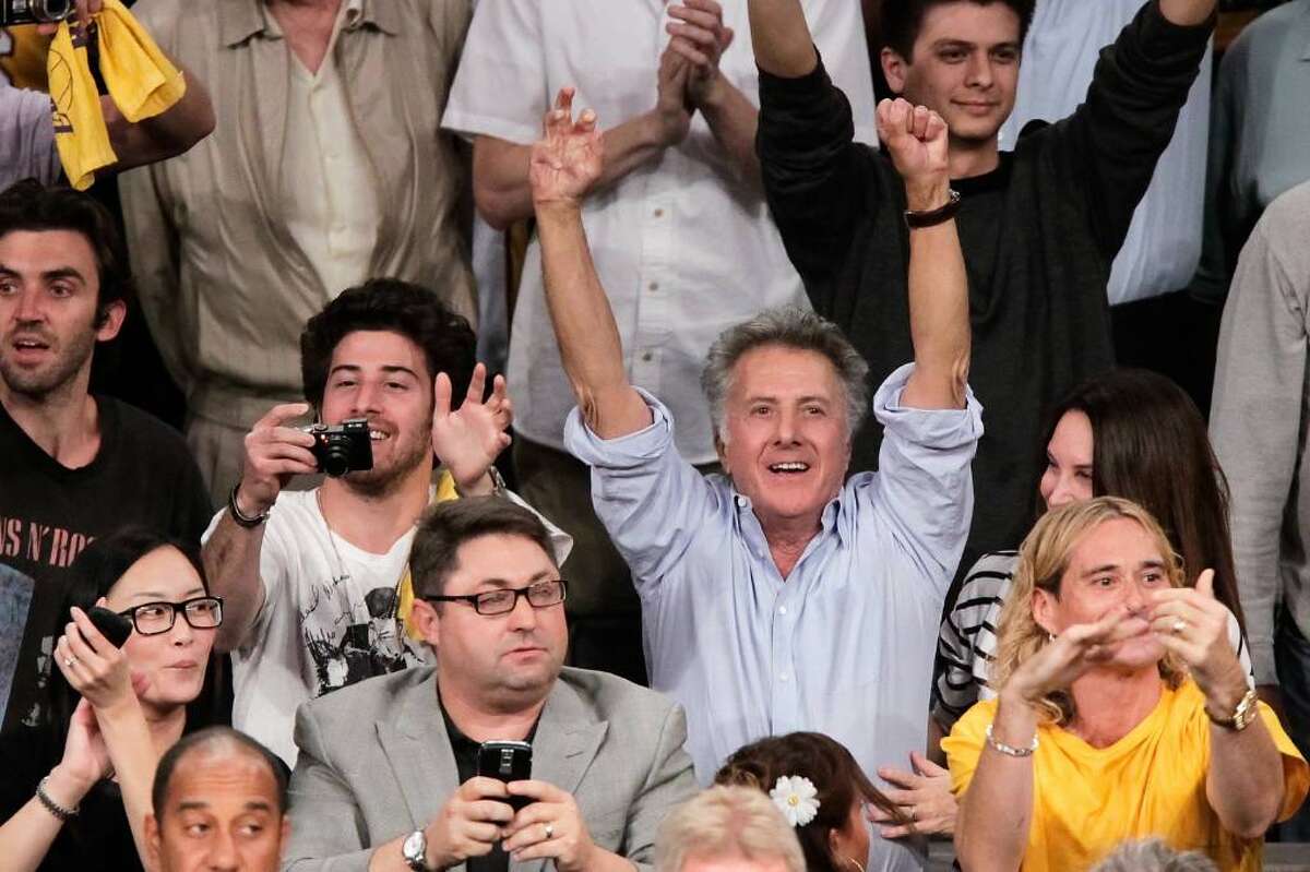 Lakers edge Celtics in Game 7, win 16th title