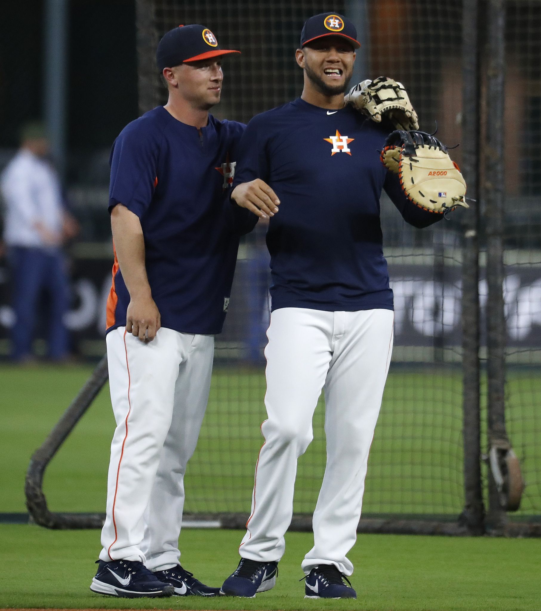 Astros first baseman Yuli Gurriel to miss start of season following hand  surgery