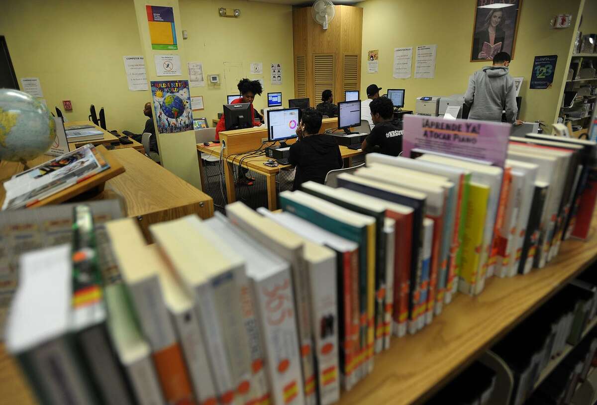 Bridgeport Council eyes extra library