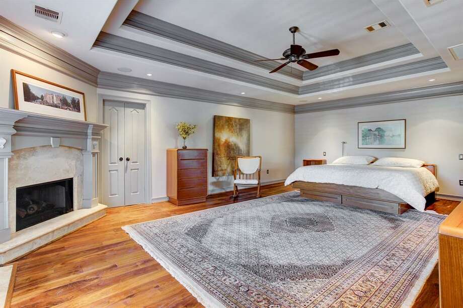 Beautiful homes for sale in Houston's historic Riverside Terrace