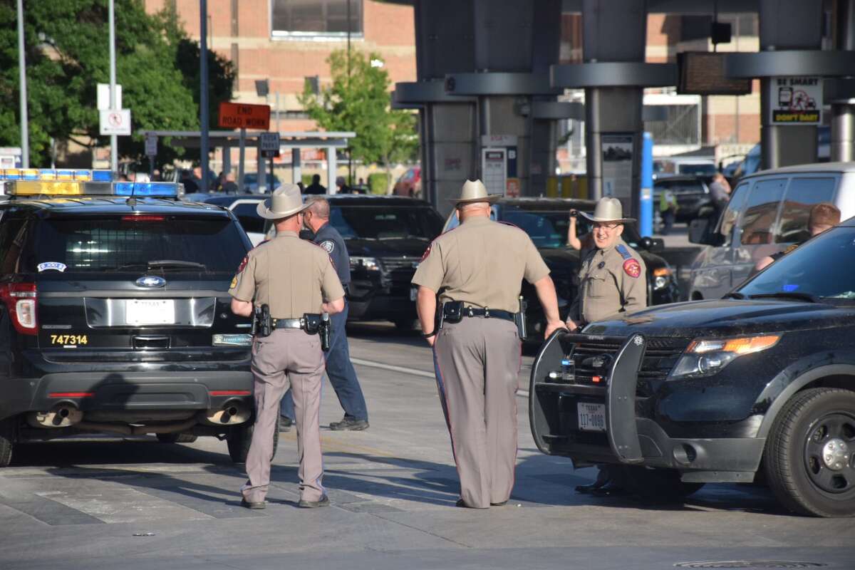 8 suspects arrested during raid at downtown San Antonio apartments