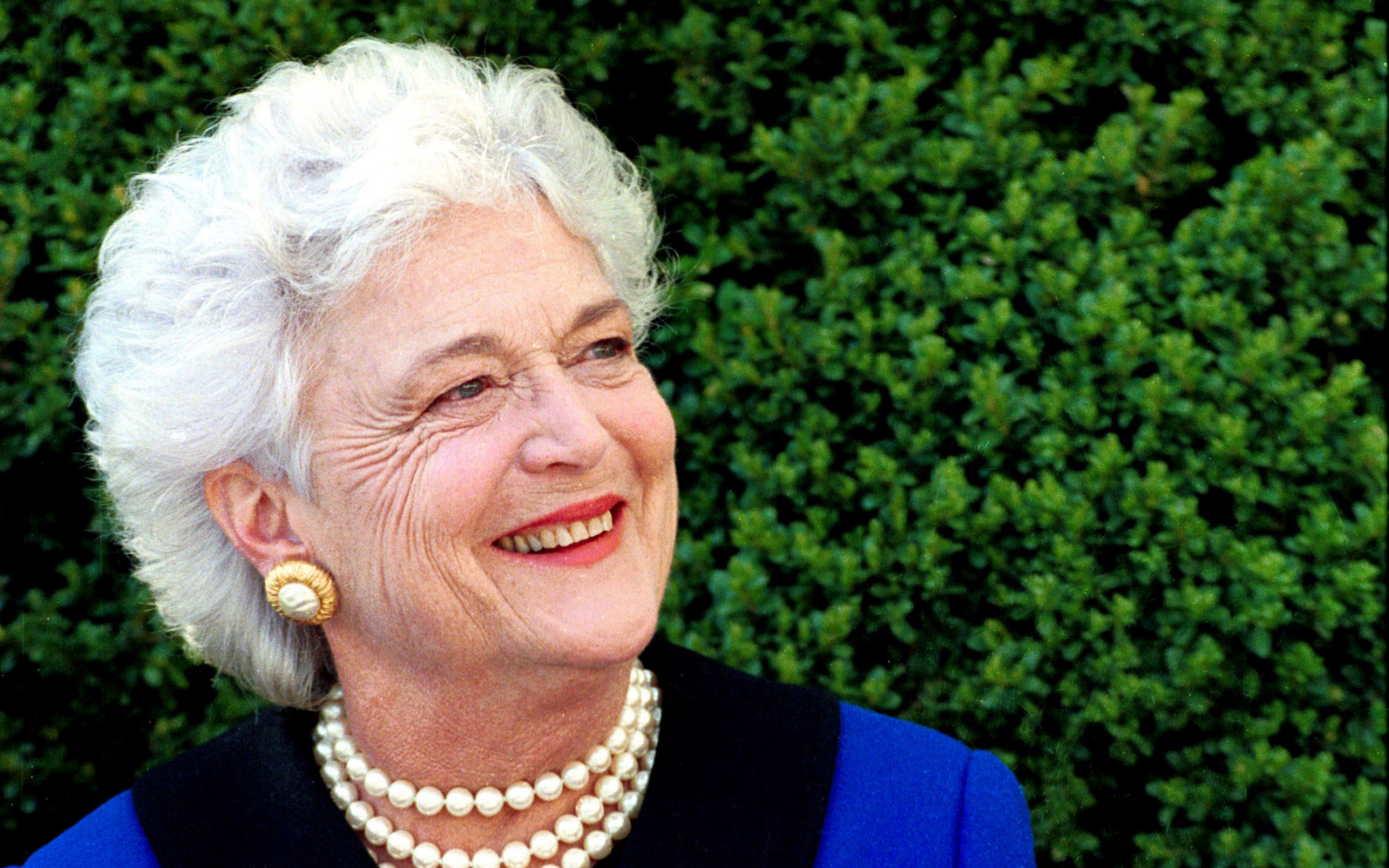 Barbara Bush, wife and mother of presidents, dies at 92 - Houston Chronicle2048 x 1280