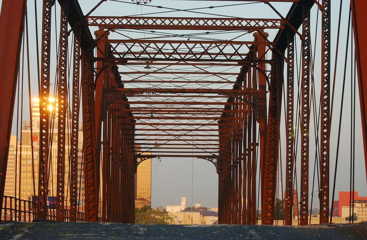 Money is being raised to restore the old Hays Street Bridge to make it part of an urban trail system. ( Joshua Trujillo / Staff )