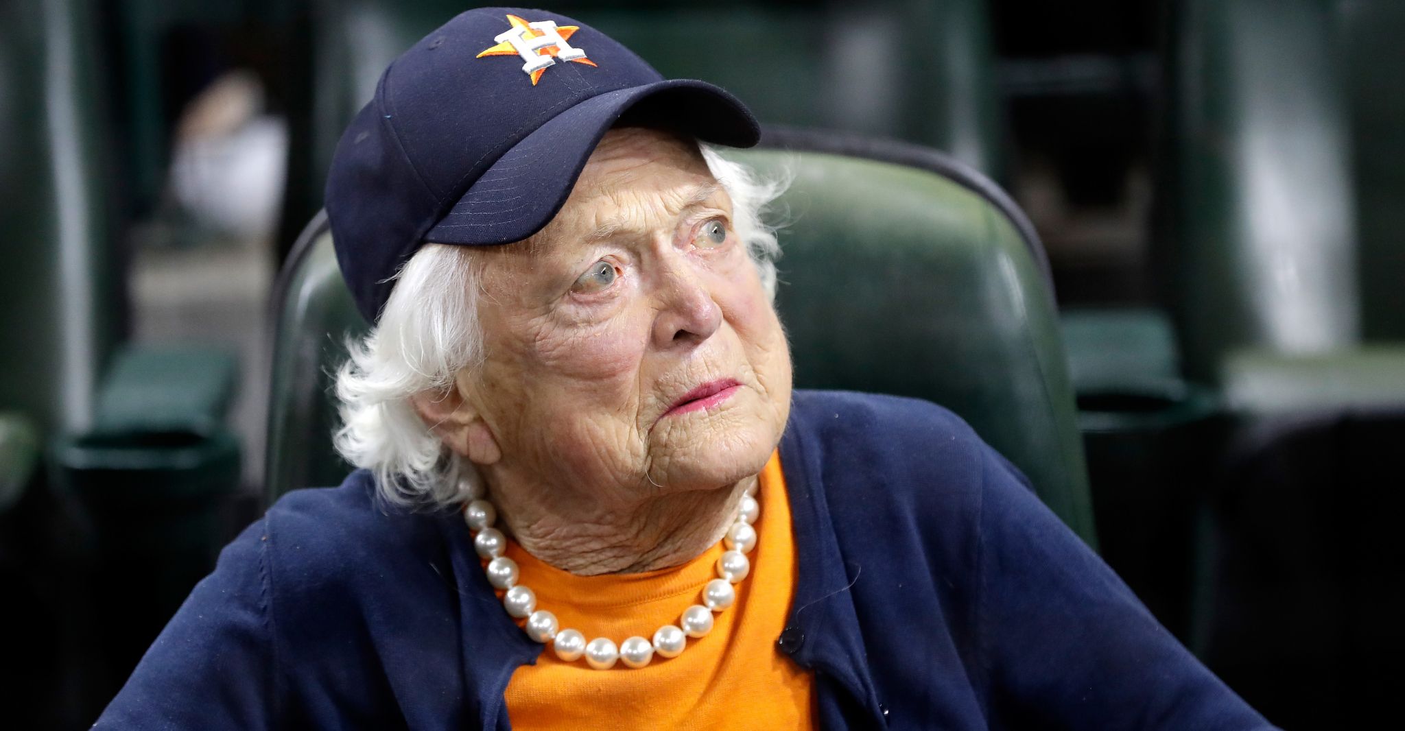 Sweet Tribute to George H.W. and Barbara Bush Gives Astros' Houston Opening  Day a Touching Tone