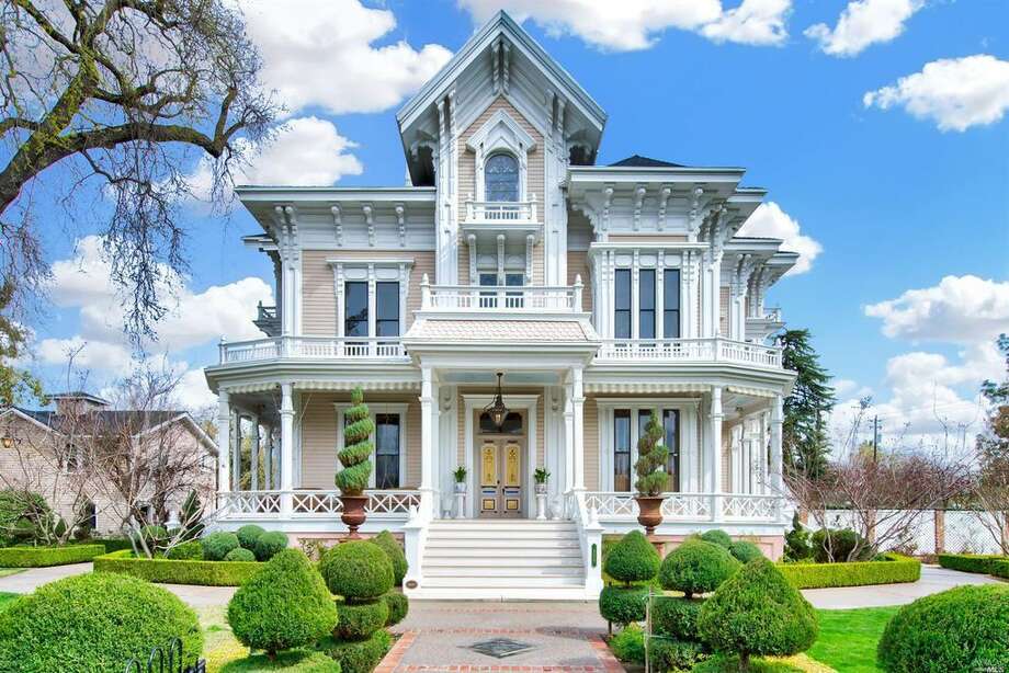 Splendid Victorian Belongs In Sf But Its For Sale In Tiny Woodland Splendid Victorian Belongs In Sf But Its For Sale In Tiny Woodland