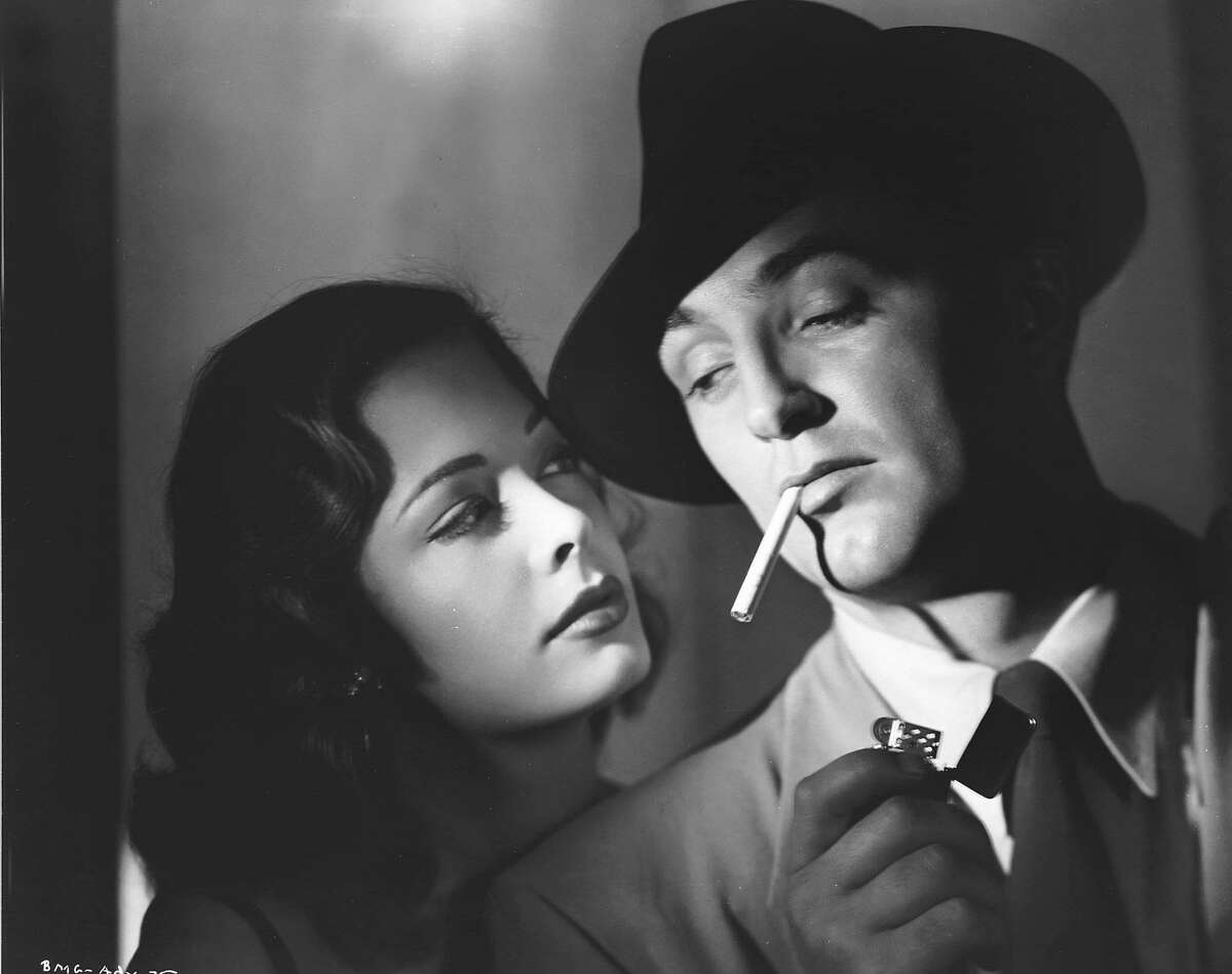 This undated publicity photo, provided by Warner Home Video, shows actors Jane Greer and Robert Mitchum in the 1947 noir movie "Out of the Past," which was released on DVD, part of a boxed set, in 2004. (AP Photo/Warner Home Video) Ran on: 08-28-2006 Jane Greer and Robert Mitchum in Out of the Past, which was released on DVD in 2004.
