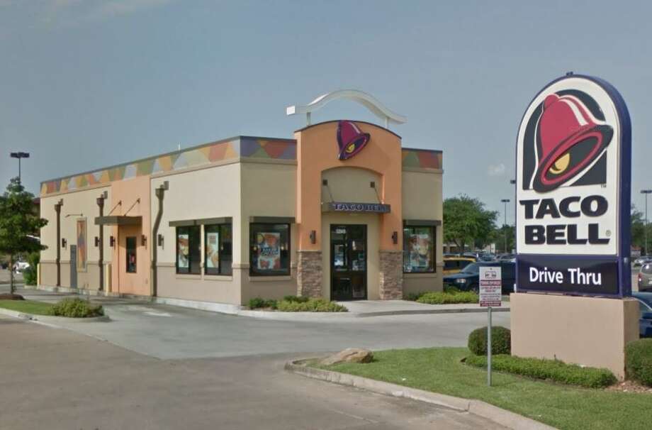 Shows Taco Bell Employee Refusing To Take English Speaking Houston Photo Google Maps
