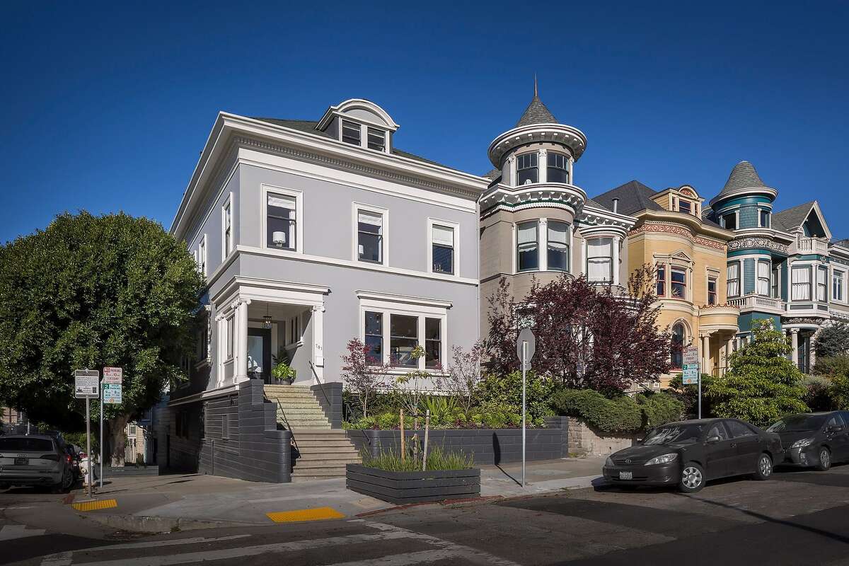 San Francisco designer refines Alamo Square home